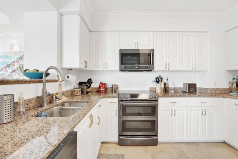 Condo in Miami, Florida, 3 bedrooms  № 1706765 - photo 12