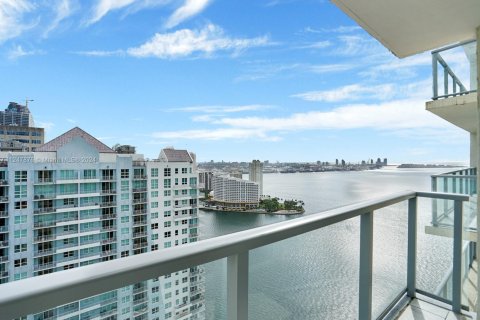 Condo in Miami, Florida, 3 bedrooms  № 1706765 - photo 21