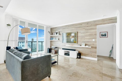 Condo in Miami, Florida, 3 bedrooms  № 1706765 - photo 7