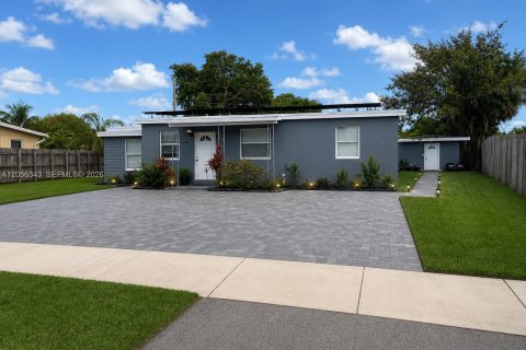 Immobilier commercial à Pompano Beach, Floride 186.64 m2 № 2268918
