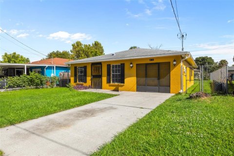 Villa ou maison à vendre à Tampa, Floride: 3 chambres, 117.8 m2 № 2347829 - photo 4