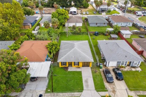 Villa ou maison à vendre à Tampa, Floride: 3 chambres, 117.8 m2 № 2347829 - photo 30