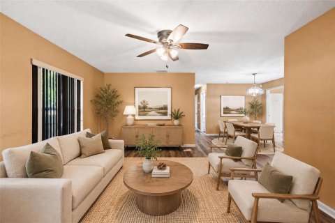 Villa ou maison à vendre à Tampa, Floride: 3 chambres, 117.8 m2 № 2347829 - photo 5
