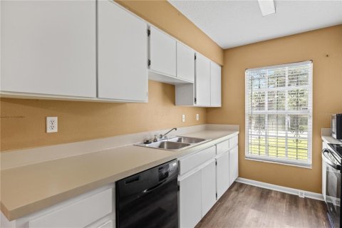 Villa ou maison à vendre à Tampa, Floride: 3 chambres, 117.8 m2 № 2347829 - photo 11
