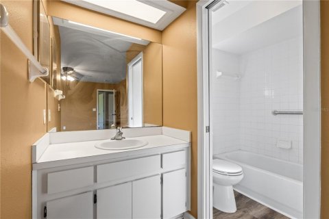 Villa ou maison à vendre à Tampa, Floride: 3 chambres, 117.8 m2 № 2347829 - photo 25