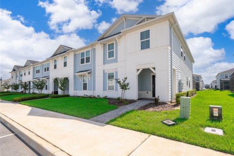 House in Clermont, Florida 5 bedrooms, 211.91 sq.m. № 2312912