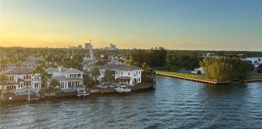 Condo in Hollywood, Florida, 1 bedroom № 1936894