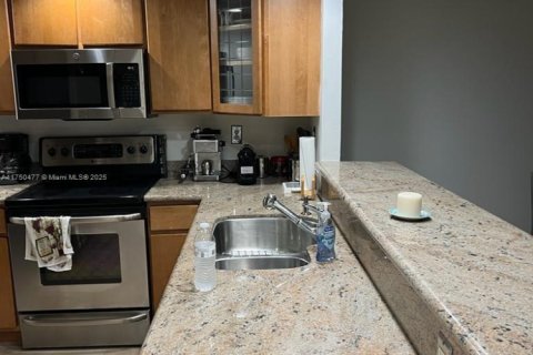 Снять в аренду кондоминиум в Холливуд, Флорида 1 спальня, 80.27м2, № 1936894 - фото 12