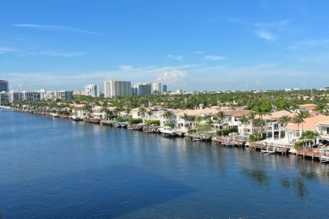 Снять в аренду кондоминиум в Холливуд, Флорида 1 спальня, 80.27м2, № 1936894 - фото 4