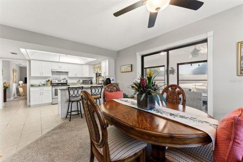 Casa en venta en Bradenton, Florida, 2 dormitorios, 121.89 m2 № 2416806 - foto 9