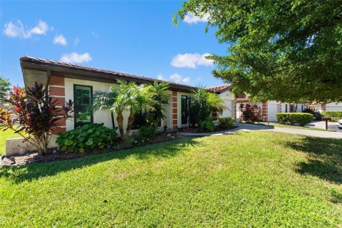 Casa en Bradenton, Florida 2 dormitorios, 121.89 m2 № 2416806