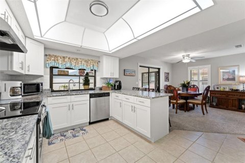 Casa en venta en Bradenton, Florida, 2 dormitorios, 121.89 m2 № 2416806 - foto 10