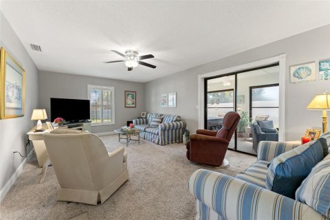 Casa en venta en Bradenton, Florida, 2 dormitorios, 121.89 m2 № 2416806 - foto 2