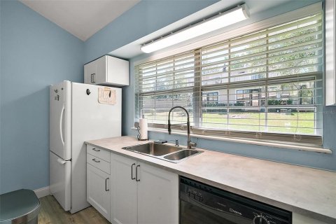 Купить кондоминиум в Саммерфилд, Флорида 4 комнаты, 102.1м2, № 1578161 - фото 16