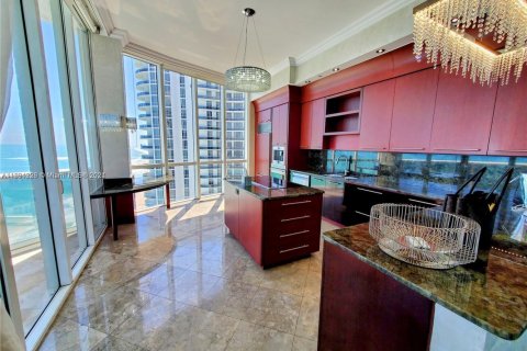 Condo in Sunny Isles Beach, Florida, 3 bedrooms  № 1957301 - photo 14