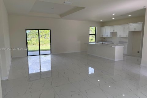 Villa ou maison à vendre à Lehigh Acres, Floride: 3 chambres № 2028194 - photo 10