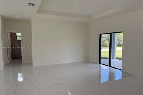 Villa ou maison à vendre à Lehigh Acres, Floride: 3 chambres № 2028194 - photo 3