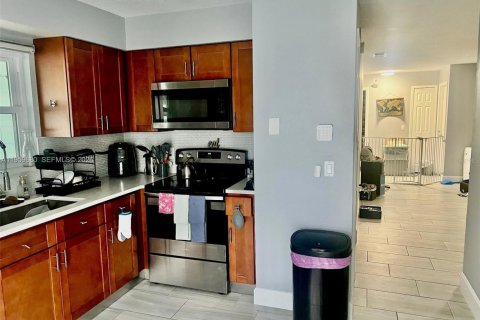 Casa en venta en Sanford, Florida, 3 dormitorios № 2025860 - foto 8
