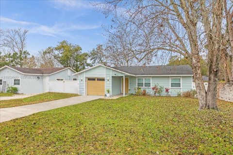 Villa ou maison à Sanford, Floride 3 chambres № 2025860