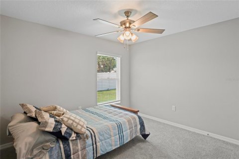 House in Spring Hill, Florida 4 bedrooms, 169.83 sq.m. № 1757558 - photo 25