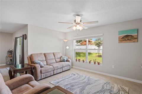 House in Spring Hill, Florida 4 bedrooms, 169.83 sq.m. № 1757558 - photo 7