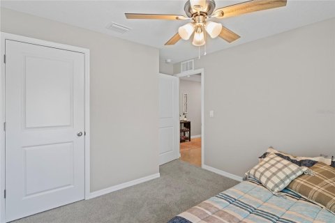 House in Spring Hill, Florida 4 bedrooms, 169.83 sq.m. № 1757558 - photo 26