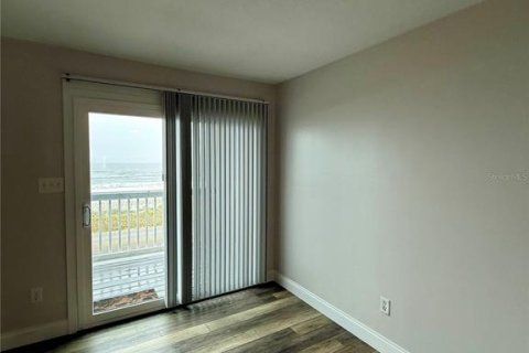 Apartment in Flagler Beach, Florida 2 bedrooms, 92.9 sq.m. № 1745126 - photo 5