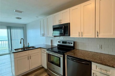 Apartment in Flagler Beach, Florida 2 bedrooms, 92.9 sq.m. № 1745126 - photo 3