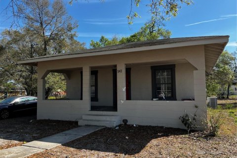 House in Eagle Lake, Florida 2 bedrooms, 98.85 sq.m. № 1590241 - photo 1