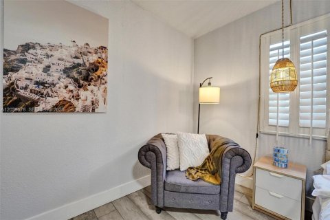 Villa ou maison à vendre à Dania Beach, Floride: 3 chambres, 116.69 m2 № 2089568 - photo 12