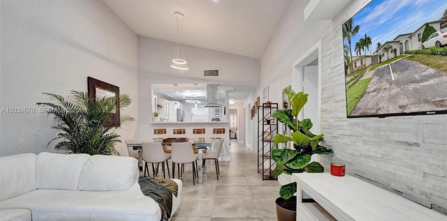 Villa ou maison à Dania Beach, Floride 3 chambres, 116.69 m2 № 2089568