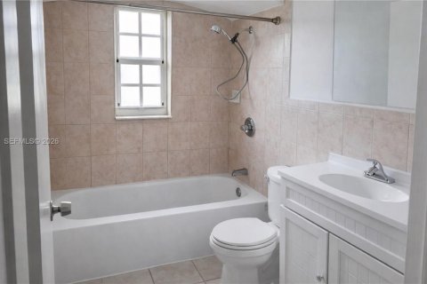 Appartement à louer à Miami Beach, Floride: 1 chambre, 88.26 m2 № 2046060 - photo 7