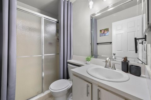 Copropriété à vendre à Boynton Beach, Floride: 2 chambres, 99.78 m2 № 2187622 - photo 12