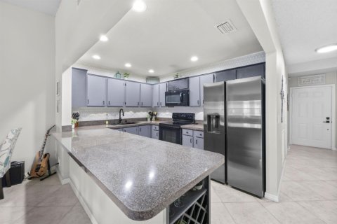 Copropriété à vendre à Boynton Beach, Floride: 2 chambres, 99.78 m2 № 2187622 - photo 4