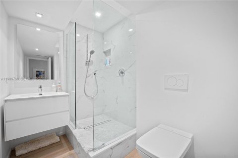 Copropriété à louer à Miami Beach, Floride: 2 chambres, 144.93 m2 № 2048296 - photo 16