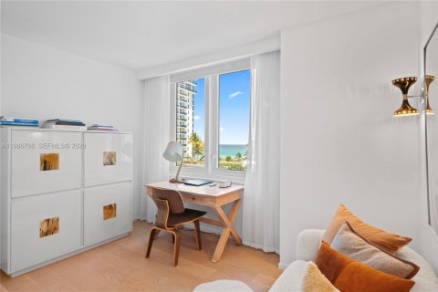 Copropriété à louer à Miami Beach, Floride: 2 chambres, 144.93 m2 № 2048296 - photo 8