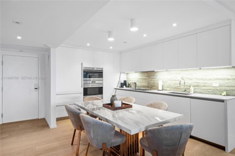 Copropriété à louer à Miami Beach, Floride: 2 chambres, 144.93 m2 № 2048296 - photo 3