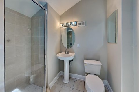 House in Sanford, Florida 4 bedrooms, 281.31 sq.m. № 2210078 - photo 12