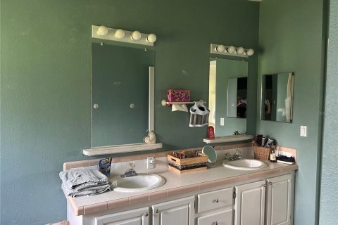 House in Brooksville, Florida 6 bedrooms, 653.66 sq.m. № 1887004 - photo 10