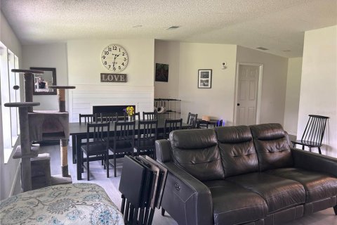 House in Brooksville, Florida 6 bedrooms, 653.66 sq.m. № 1887004 - photo 5