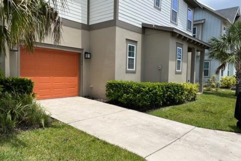 Villa ou maison à louer à Orlando, Floride: 3 chambres, 166.76 m2 № 2151114 - photo 2