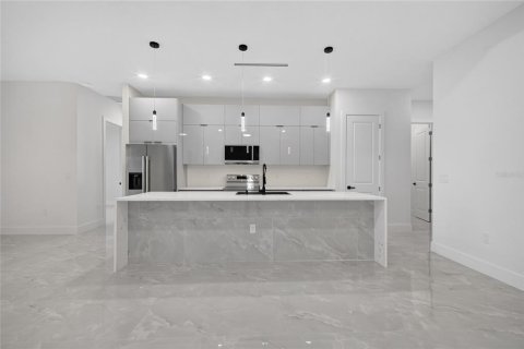 Casa en venta en Punta Gorda, Florida, 4 dormitorios, 189.61 m2 № 2383997 - foto 4