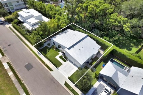 House in Winter Park, Florida 3 bedrooms, 180.6 sq.m. № 2238721 - photo 23
