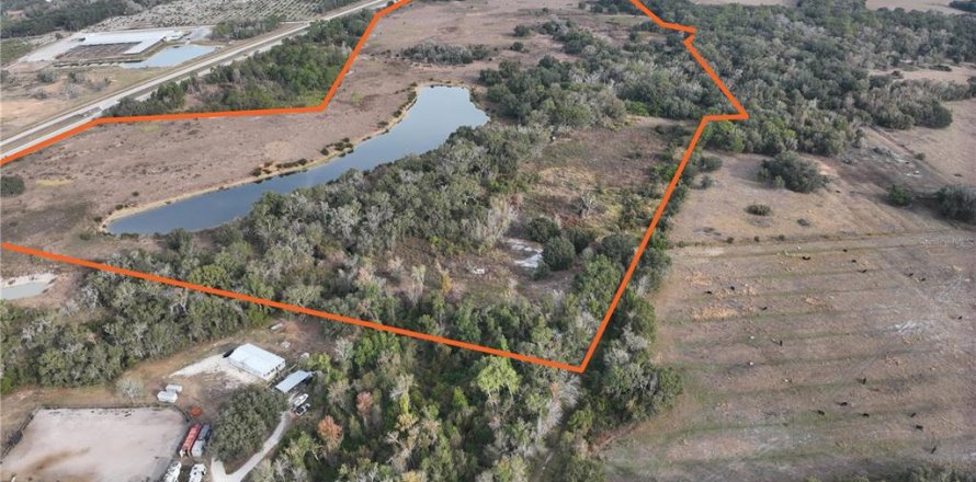 Land in Arcadia, Florida № 2108716