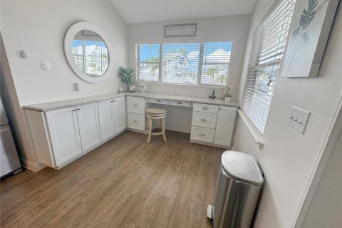 Condo in Sarasota, Florida, 3 bedrooms  № 931190 - photo 10