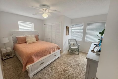 Condo in Sarasota, Florida, 3 bedrooms  № 931190 - photo 15