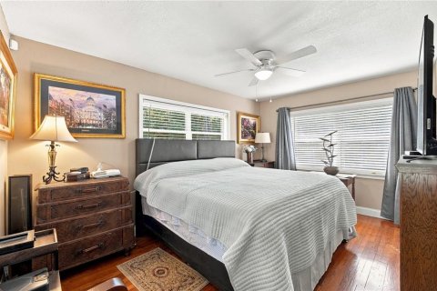 House in DeLand, Florida 3 bedrooms, 139.82 sq.m. № 2429420 - photo 27