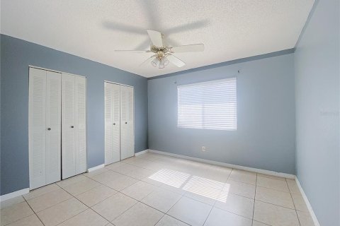 Condo in Winter Haven, Florida, 2 bedrooms  № 1820450 - photo 9