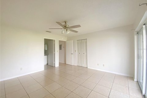 Condo in Winter Haven, Florida, 2 bedrooms  № 1820450 - photo 7