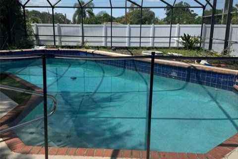 Casa en alquiler en Orlando, Florida, 4 dormitorios, 185.8 m2 № 1916795 - foto 24